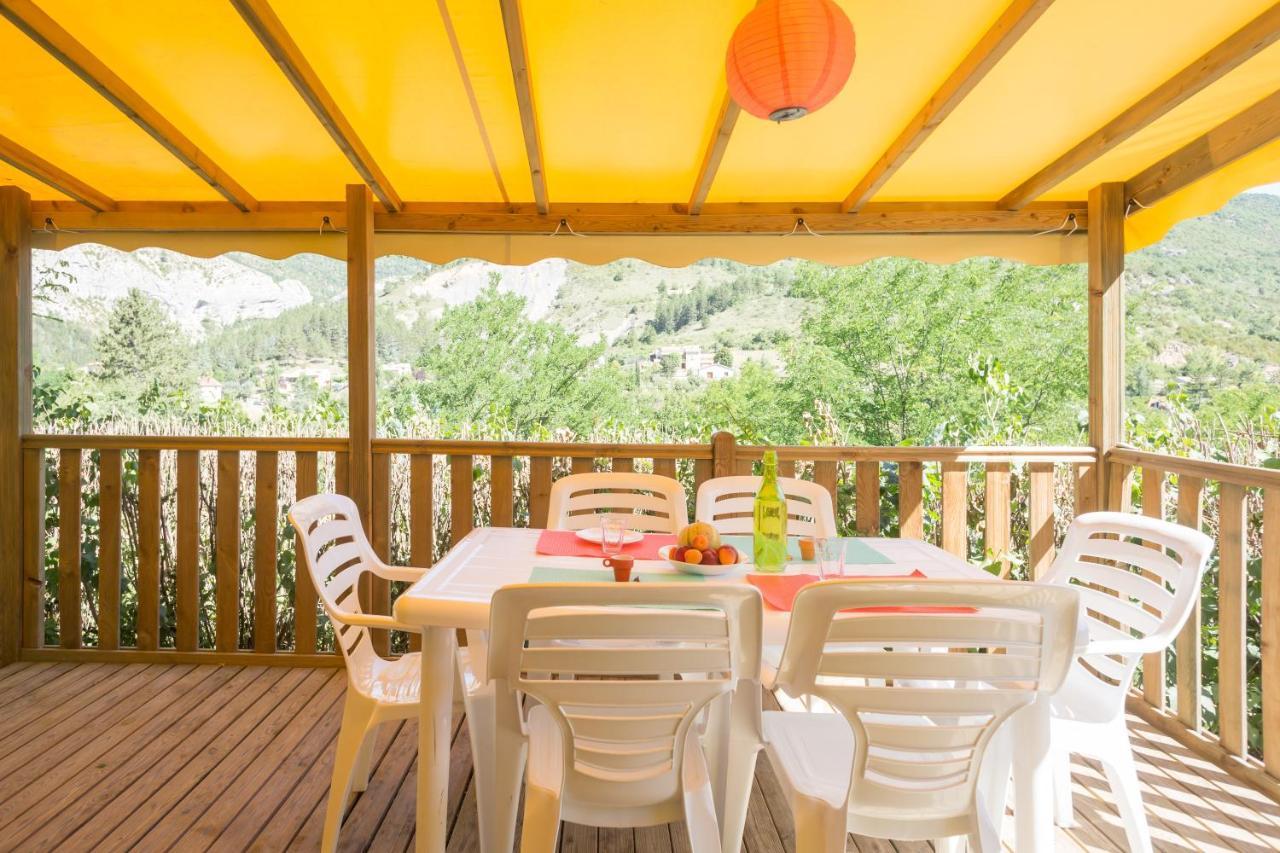 Camping Les Princes D'Orange Hotel Orpierre Kültér fotó