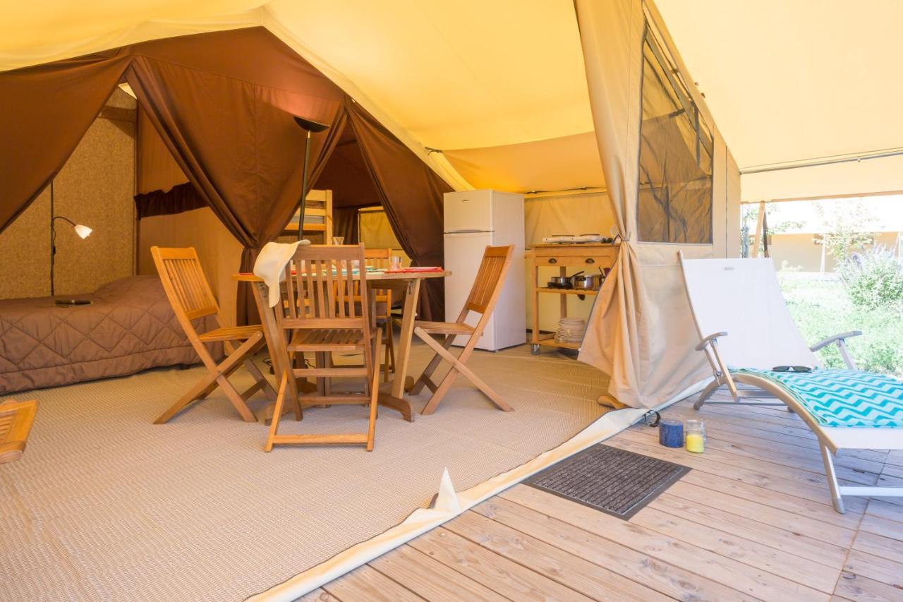 Camping Les Princes D'Orange Hotel Orpierre Kültér fotó