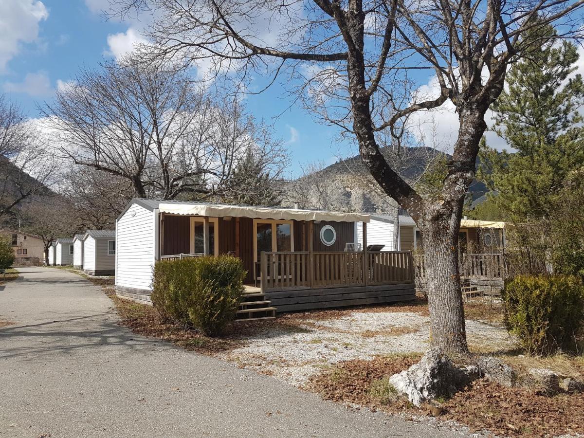 Camping Les Princes D'Orange Hotel Orpierre Kültér fotó